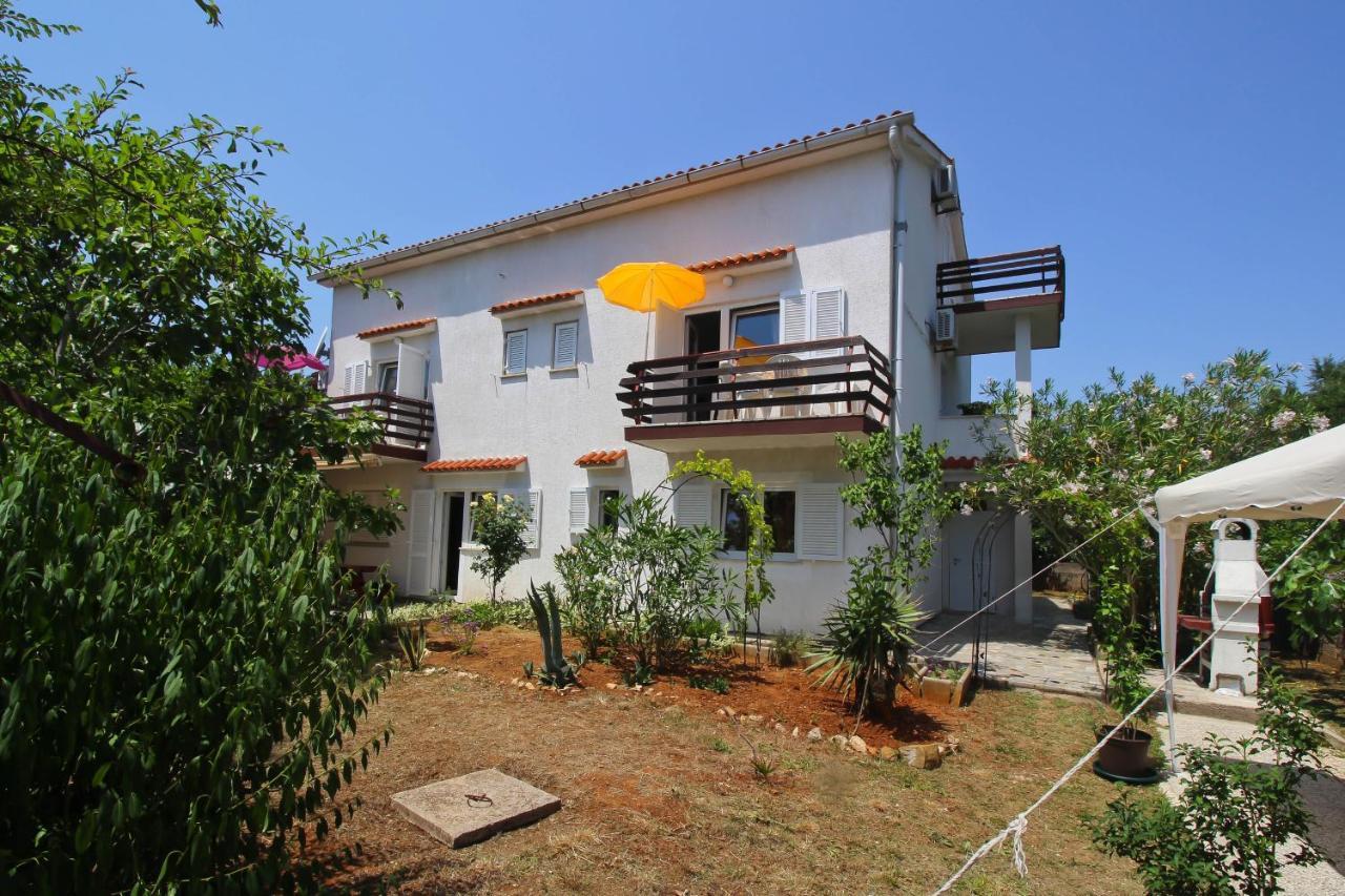 Apartments With A Parking Space Silo, Krk - 18763 Exterior foto